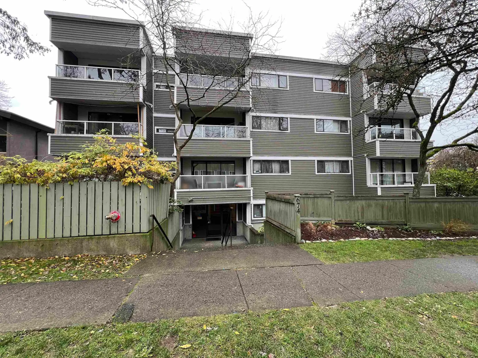 206 674 W 17TH AVENUE, Vancouver BC V5Z 1T8