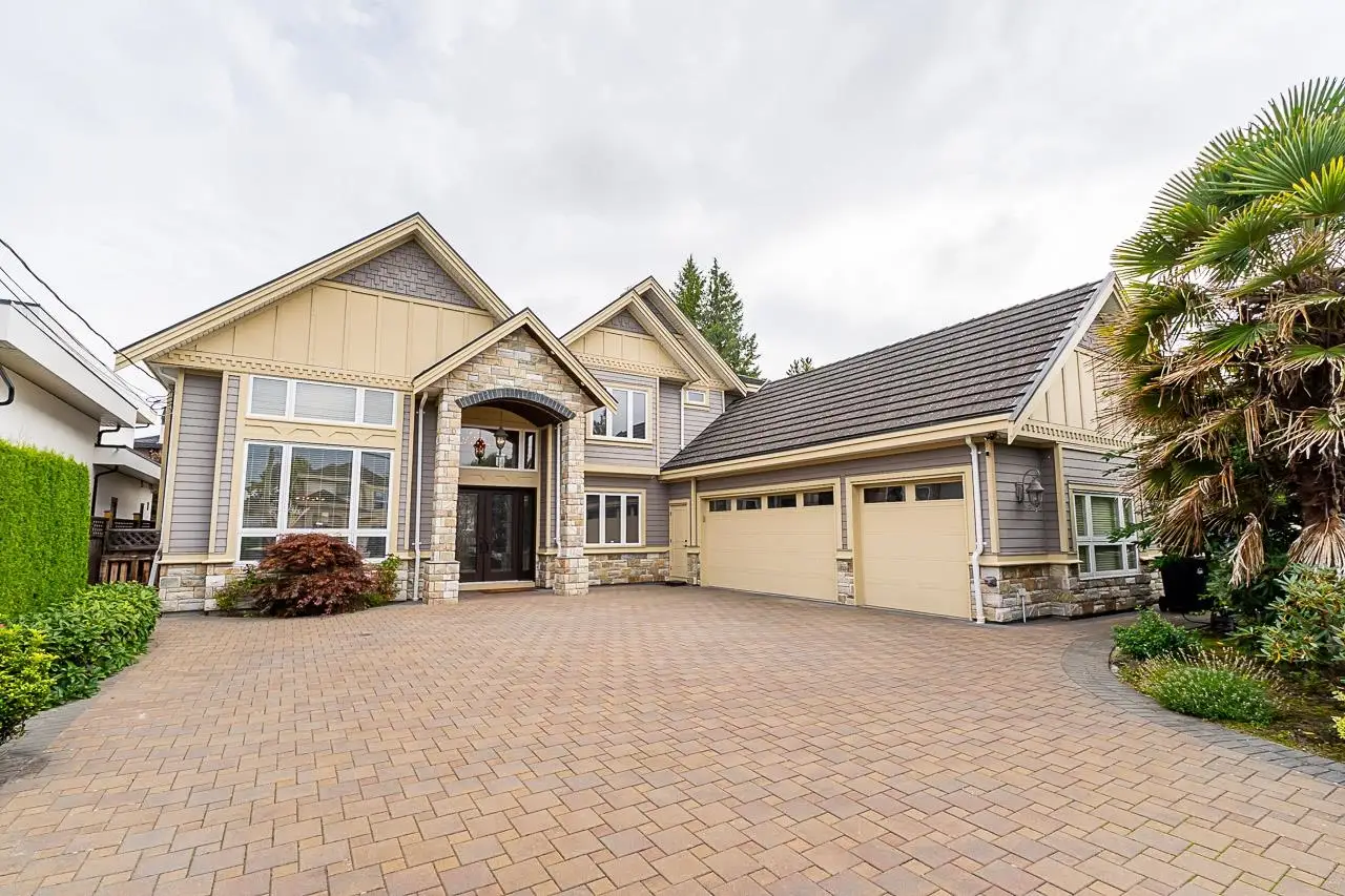9028 PINEWELL CRESCENT, Richmond BC V7A 2C6