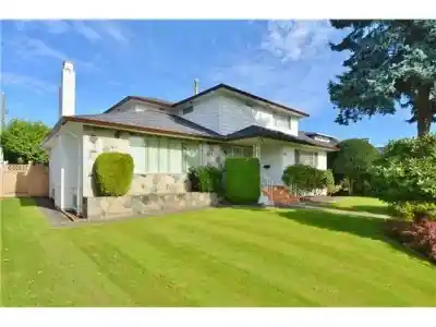 735 W 54TH AVENUE, Vancouver BC V6P 1M3