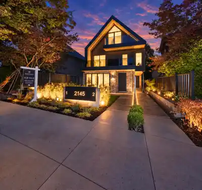 1 2145 NAPIER STREET, Vancouver BC V5L 2P1