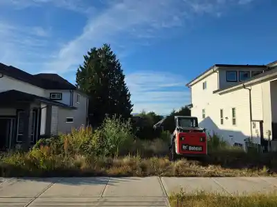 13947 60A AVENUE, Surrey BC V3X 1E1