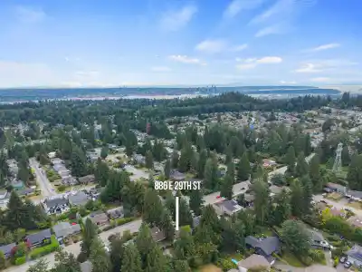 886 E 29TH STREET, North Vancouver BC V7K 1B8