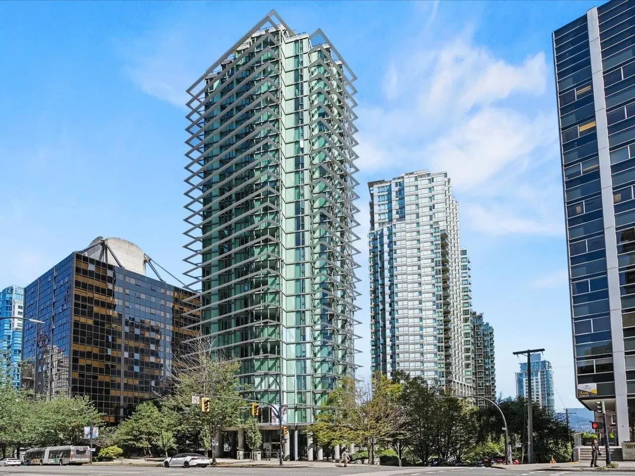 2509 1331 W GEORGIA STREET, Vancouver BC V6E 4P1