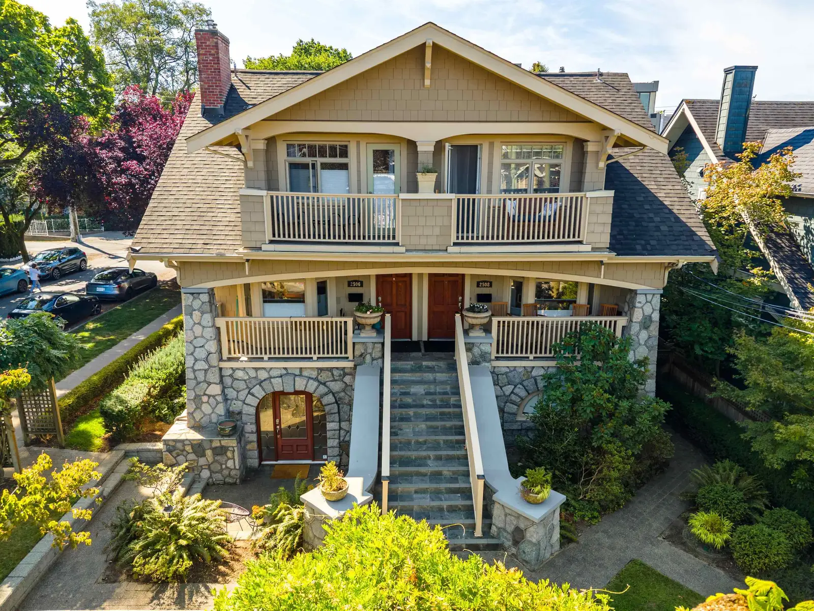 2425 LARCH STREET, Vancouver BC V6K 0A3