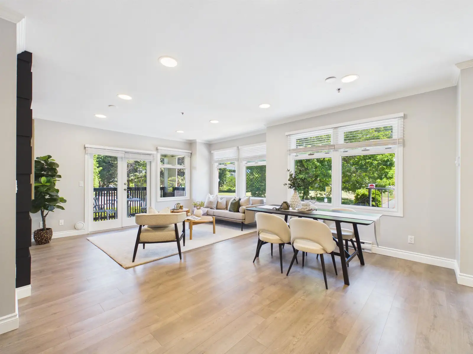 1115 CHESTNUT STREET, Vancouver BC V6J 5E5