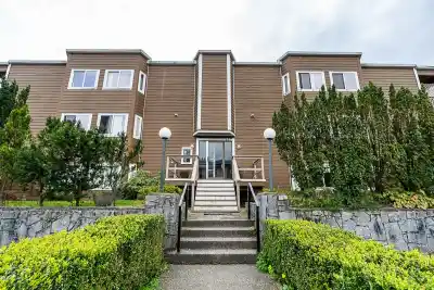203 107 W 27TH STREET, North Vancouver BC V7N 4G5