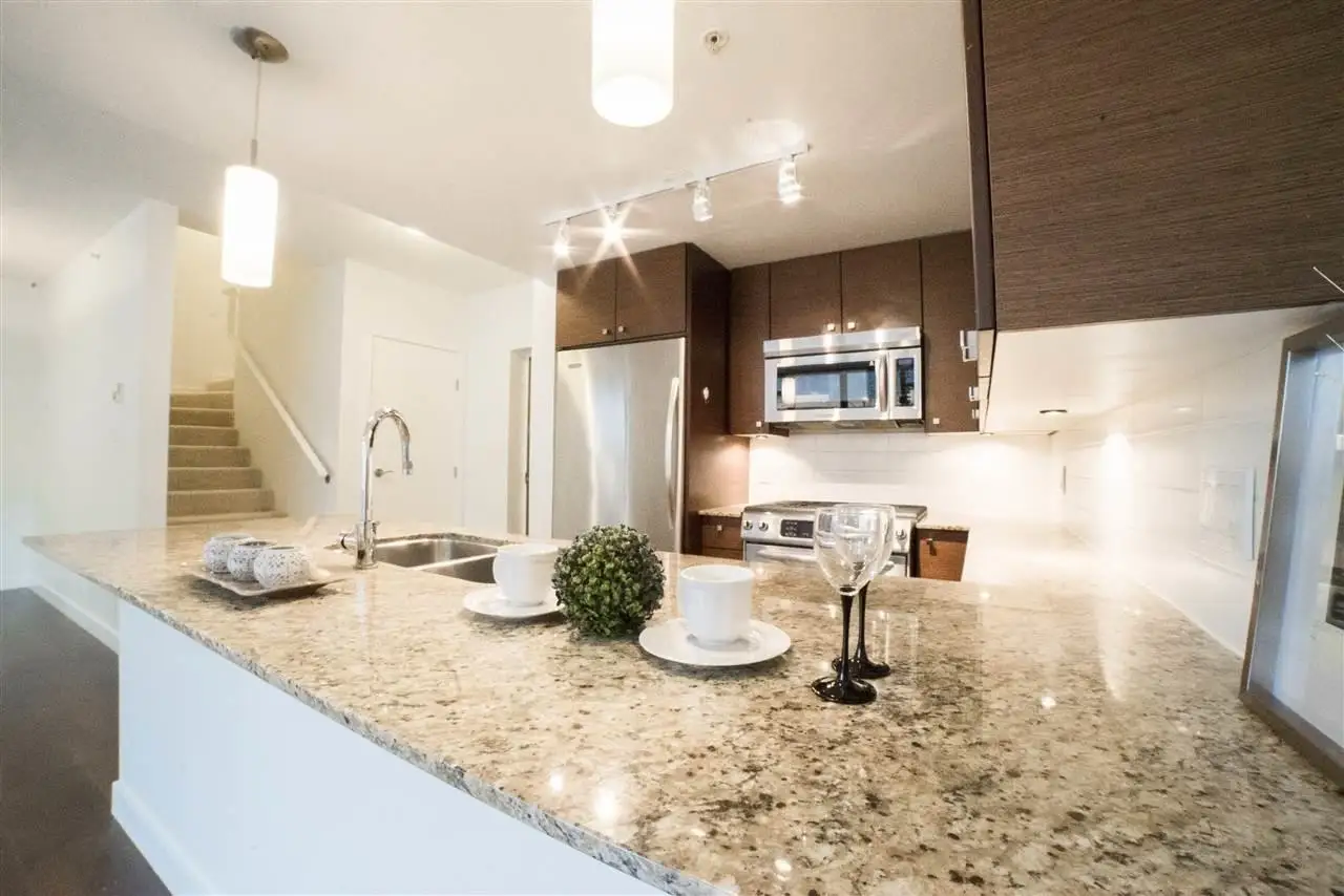 3 7360 ELMBRIDGE WAY, Richmond BC V6X 0A5