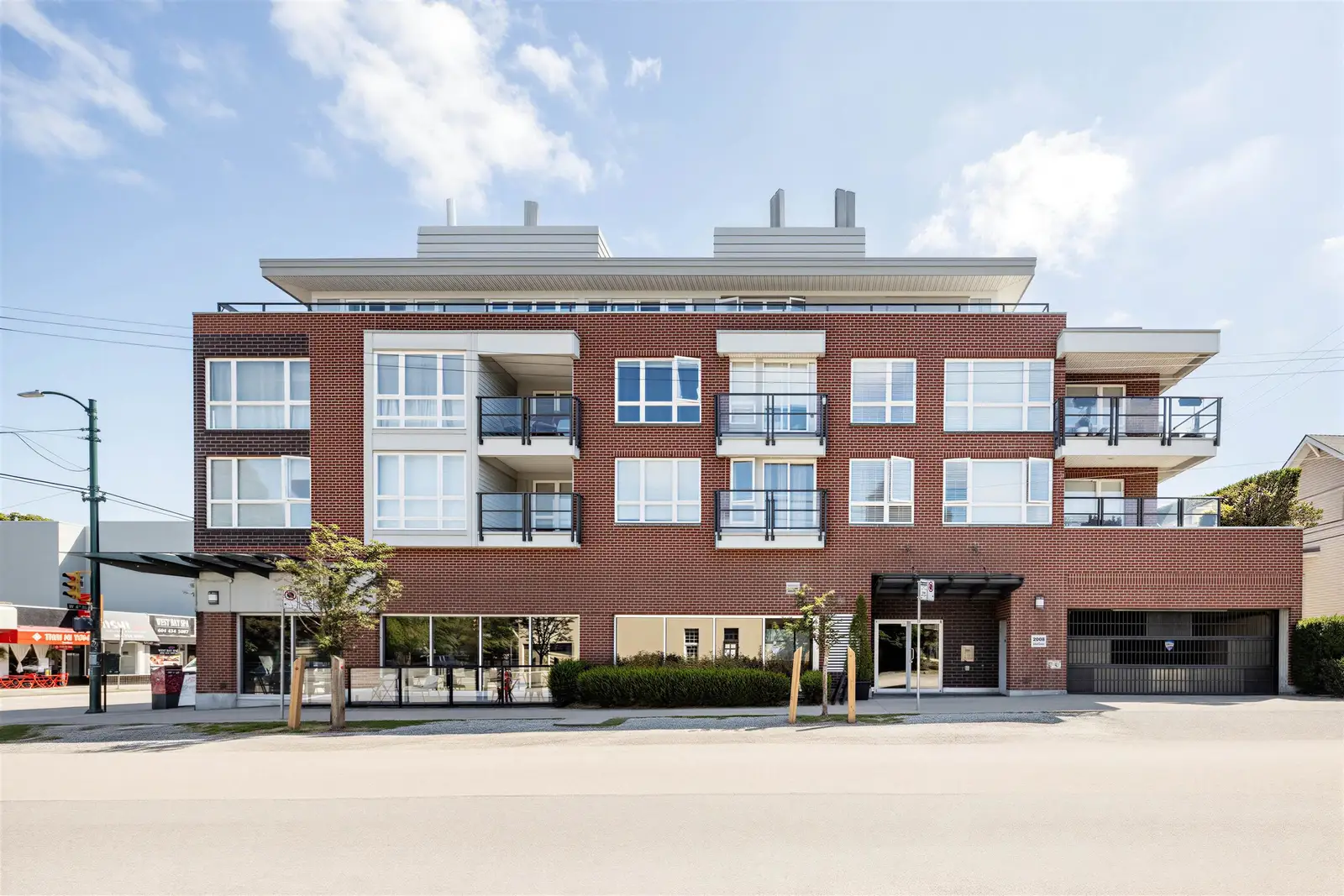 306 2008 BAYSWATER STREET, Vancouver BC V6K 4A8