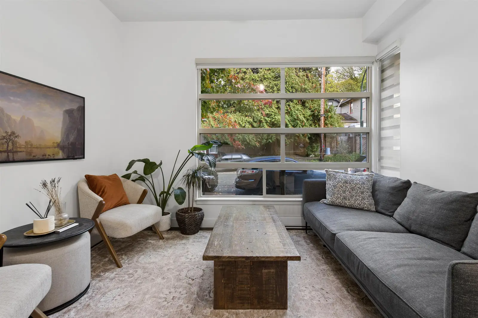 881 SALSBURY DRIVE, Vancouver BC V5L 4A3