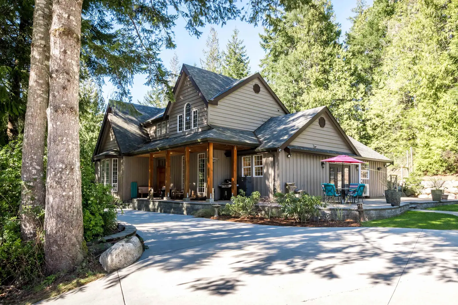 6979 SECHELT INLET ROAD, Sechelt BC V7Z 0P1
