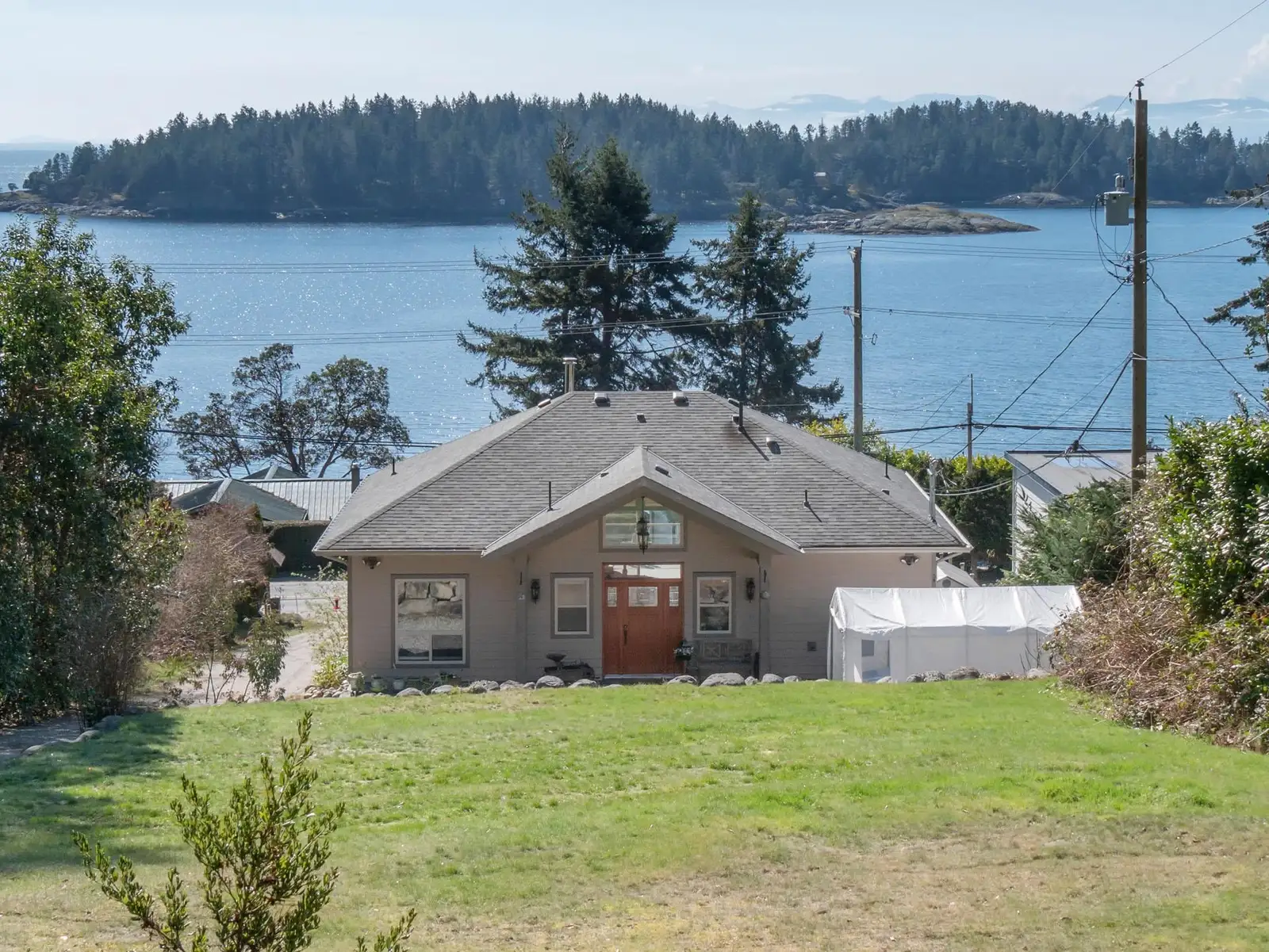 6682 SUNSHINE COAST HIGHWAY, Sechelt BC V0N 3A8