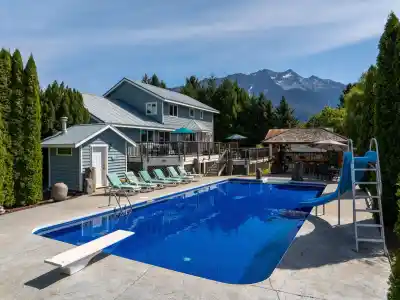 7569 OBERSON ROAD, Pemberton BC V0N 2L0