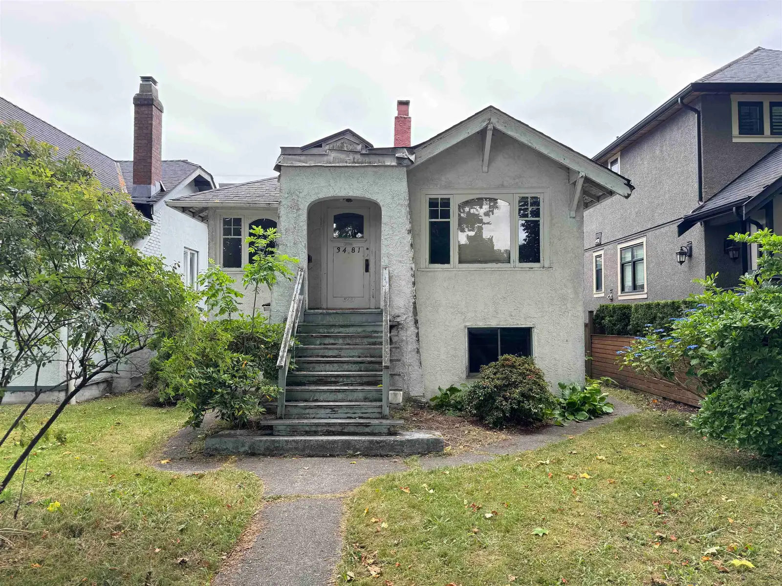 3481 W 10TH AVENUE, Vancouver BC V6R 2E7