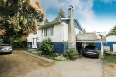 10926 80 AVENUE, Delta BC V4C 1W3