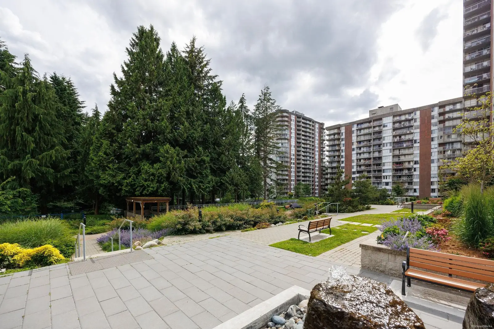 1001 2012 FULLERTON AVENUE, North Vancouver BC V7P 3E3
