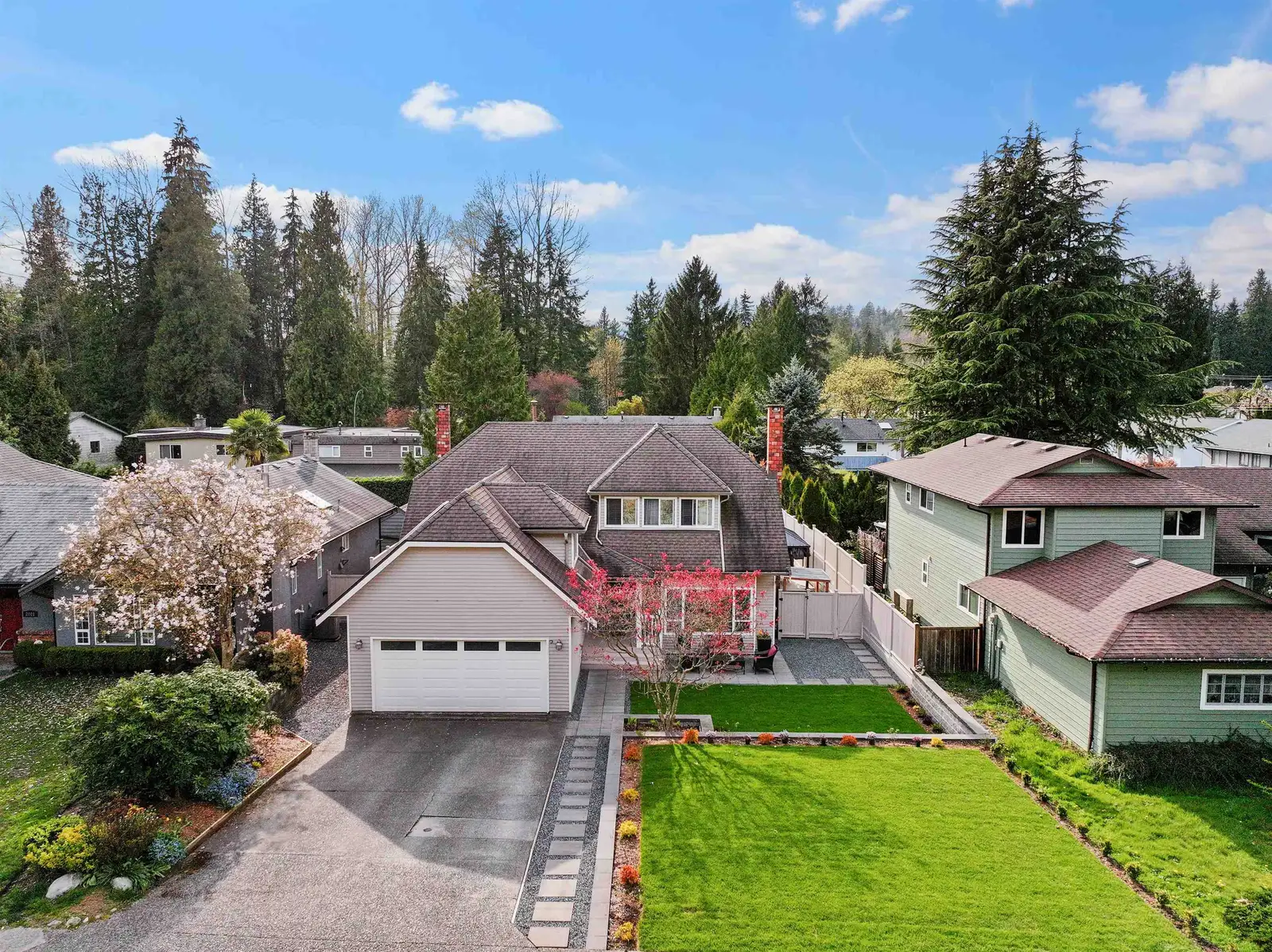 2021 RUFUS DRIVE, North Vancouver BC V7J 2N2