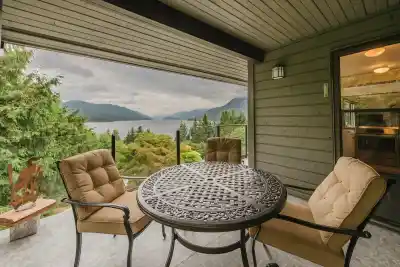 6950 PORPOISE DRIVE, Sechelt BC V7Z 0C8