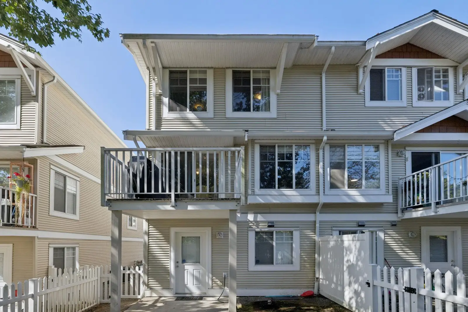 28 12110 75A AVENUE, Surrey BC V3W 1M1