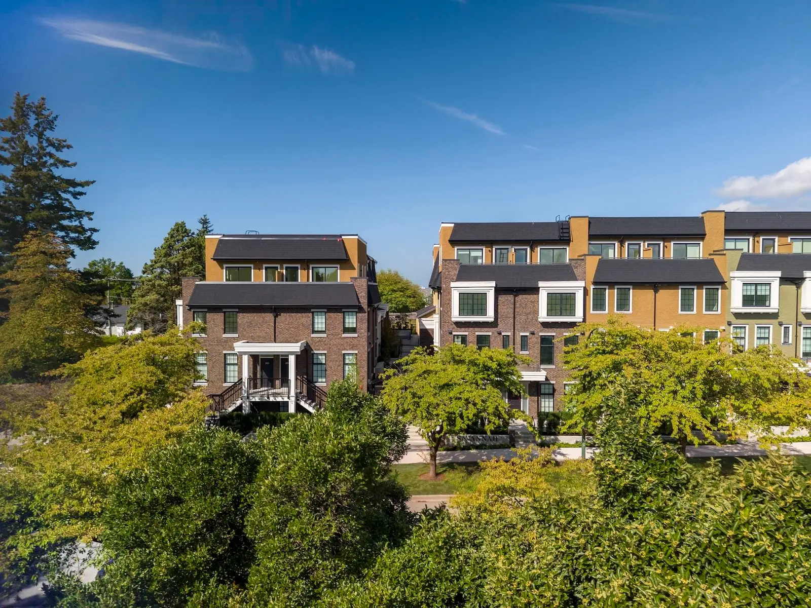 108 7793 YUKON STREET, Vancouver BC V5X 2Y4