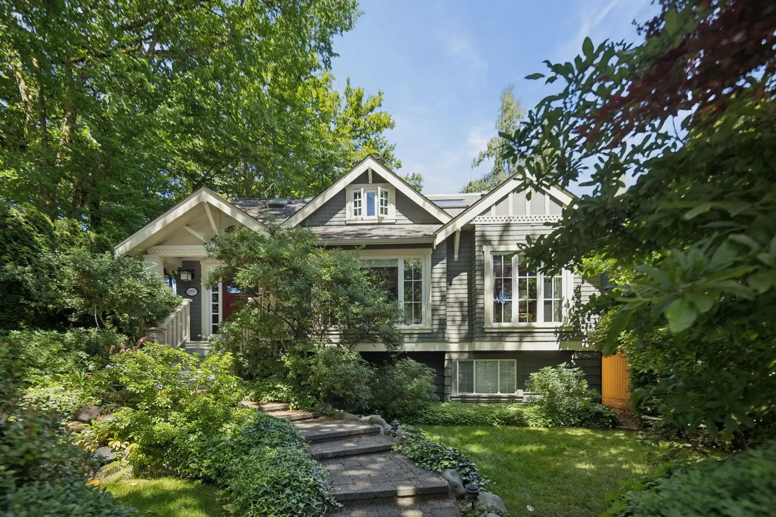 2997 W 38TH AVENUE, Vancouver BC V6N 2X2