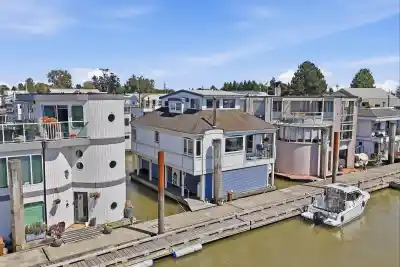 5 3459 W RIVER ROAD, Delta BC V4K 4Y6