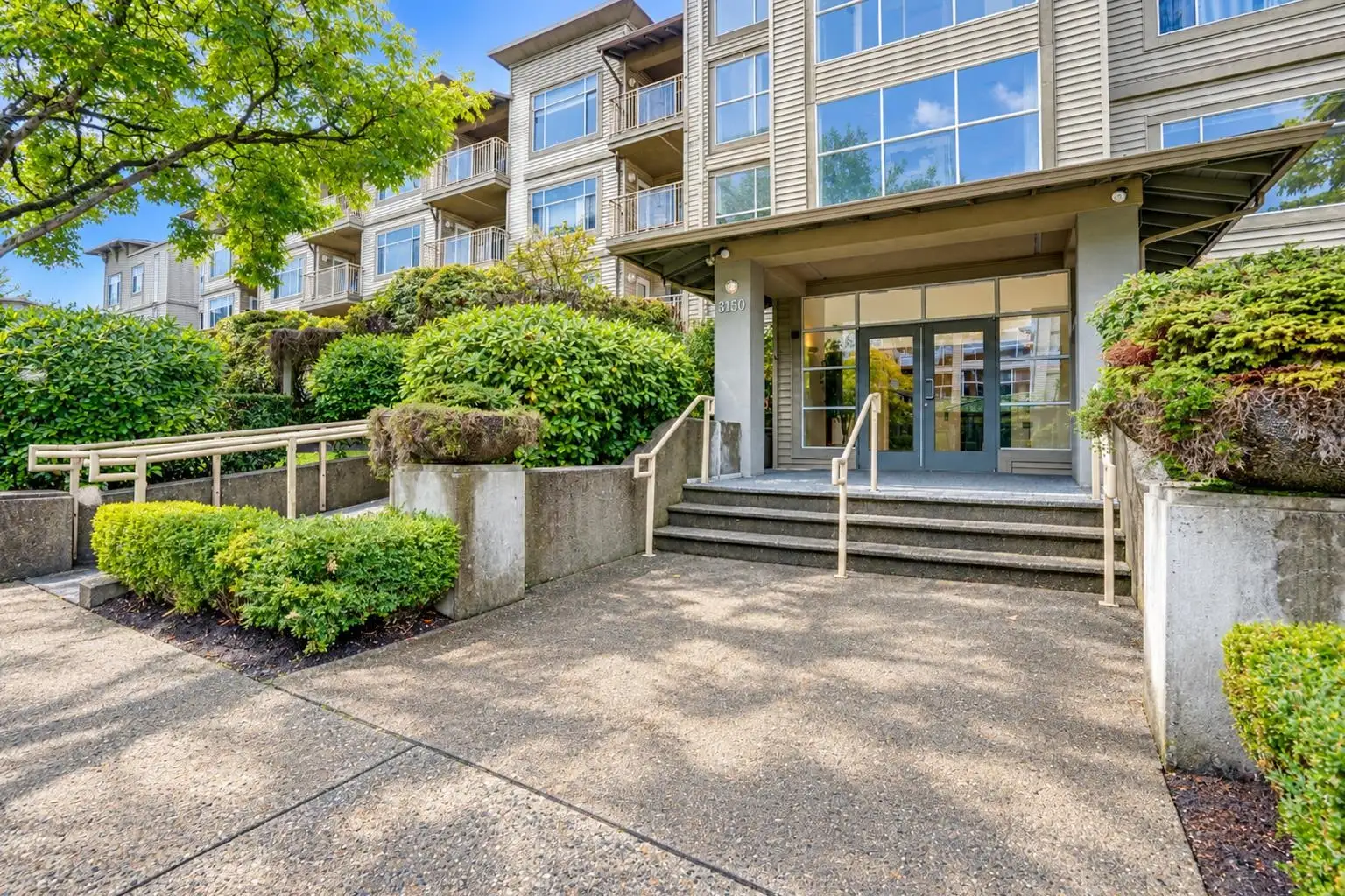 118 8180 JONES ROAD, Richmond BC V6Y 3Z6