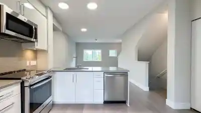 3 22600 GILLEY ROAD, Richmond BC V6V 1E4