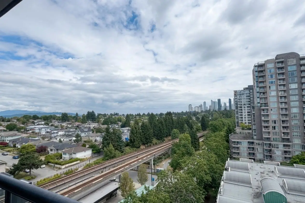 1109 3438 VANNESS AVENUE, Vancouver BC V5R 6E7