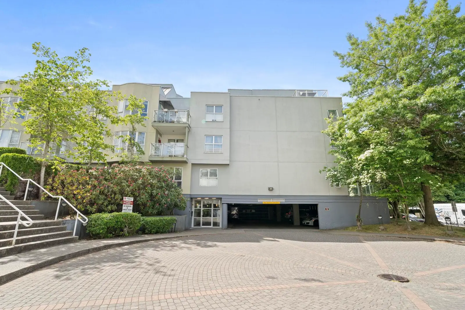 304 7800 ST. ALBANS ROAD, Richmond BC V6Y 3Y5