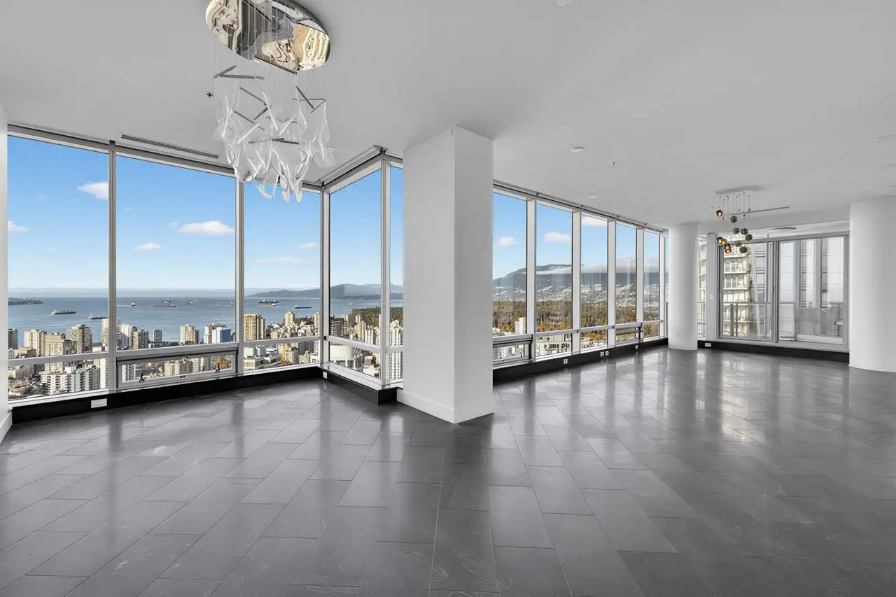 4401 1128 W GEORGIA STREET, Vancouver BC V6E 0A8