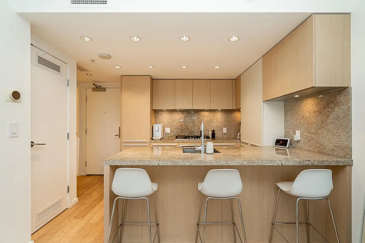 2103 1351 CONTINENTAL STREET, Vancouver BC V6Z 0C6