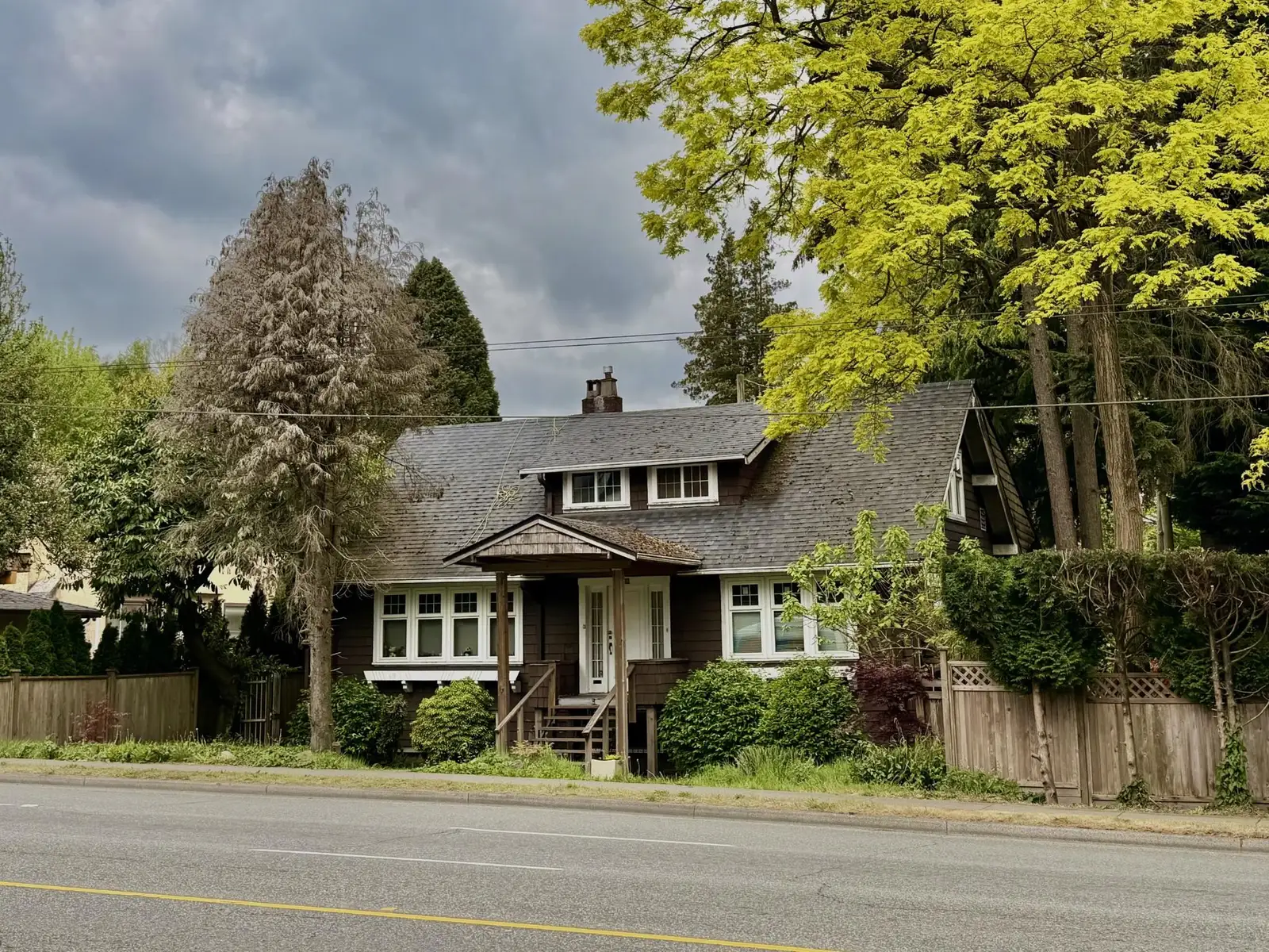 4849 OAK STREET, Vancouver BC V6H 2P2