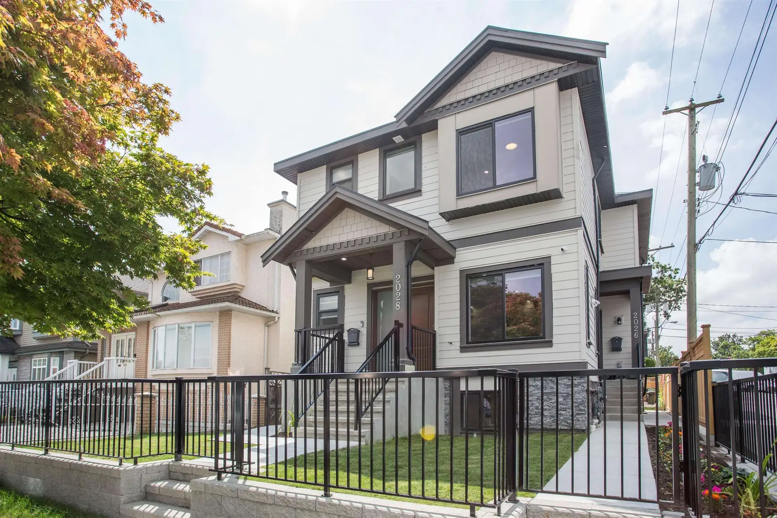 2028 E 42ND AVENUE, Vancouver BC V5P 1L8