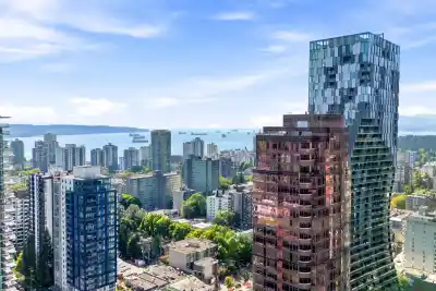 15C 1500 ALBERNI STREET, Vancouver BC V6G 3C9