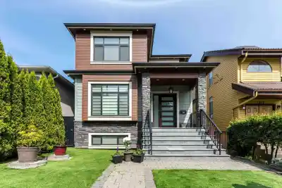 7380 ONTARIO STREET, Vancouver BC V5X 3B8