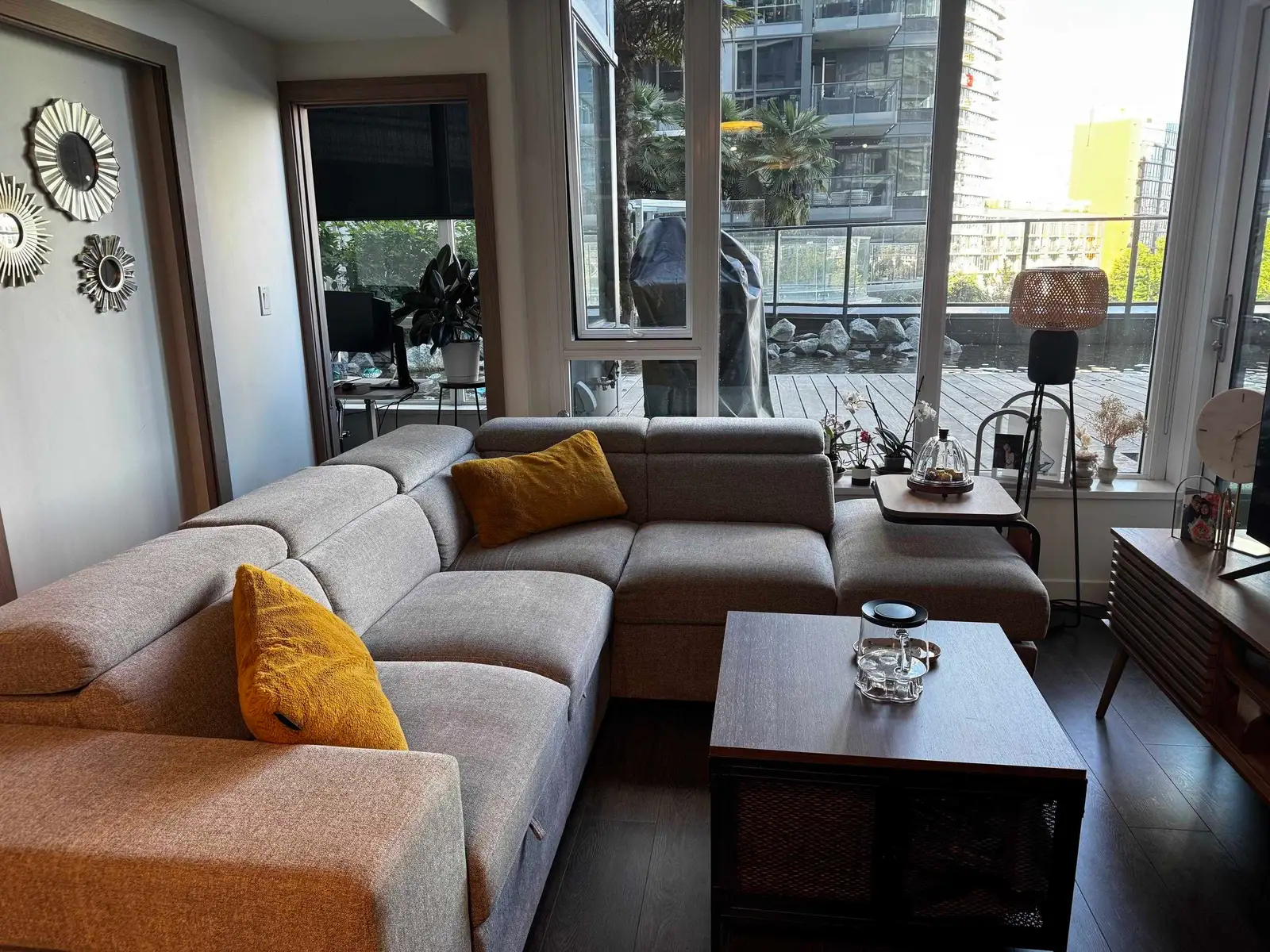 306 68 SMITHE STREET, Vancouver BC V6B 0P4