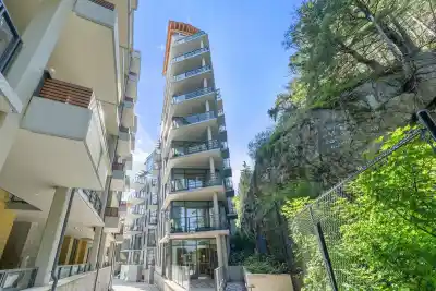 404 6699 NELSON AVENUE, West Vancouver BC V7W 2B2