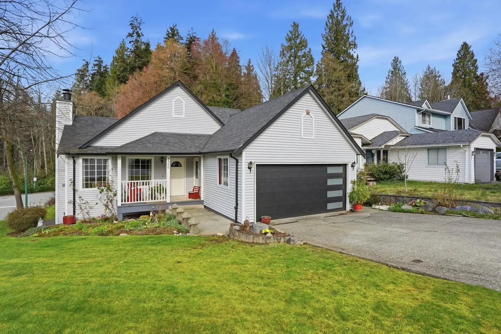 3300 MANNING CRESCENT, North Vancouver BC V7H 2R6
