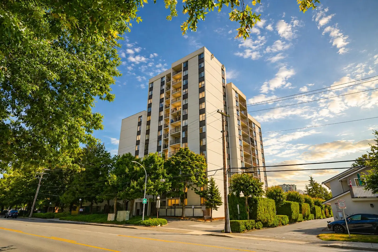 604 7100 GILBERT ROAD, Richmond BC V7C 5C3