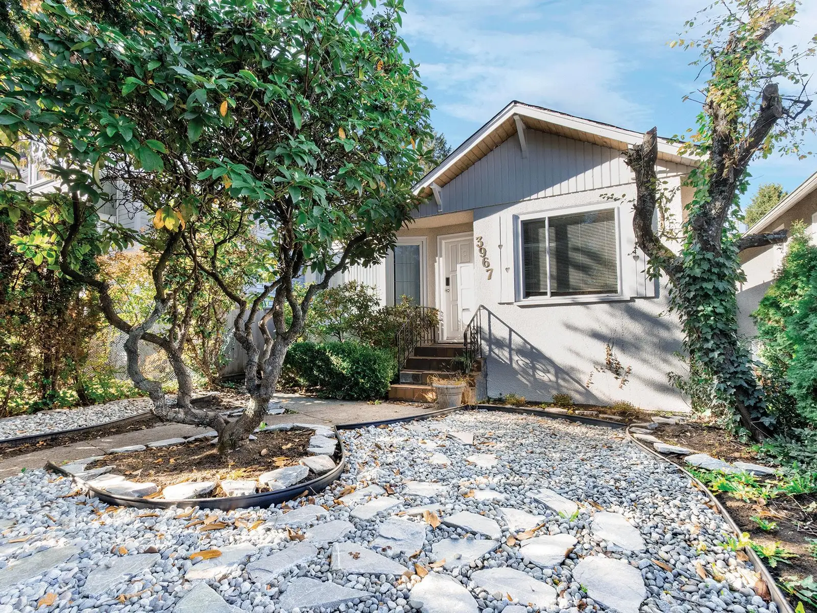3967 DUNBAR STREET, Vancouver BC V6S 2E3