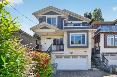 3034 KINGS AVENUE, Vancouver BC V5R 4T2
