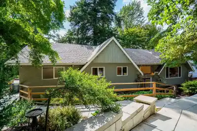 7397 BATES ROAD, Delta BC V4C 6X2