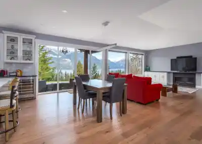 1 300 FURRY CREEK DRIVE, West Vancouver BC V8B 1A3