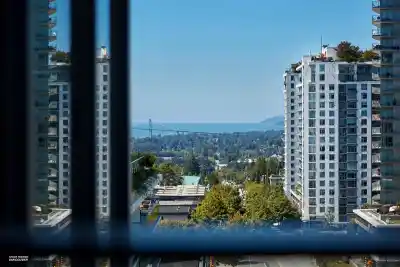 807 135 E 13TH STREET, Vancouver BC V7L 0J8