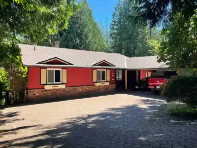 6570 MADRONA CRESCENT, West Vancouver BC V7W 2J8
