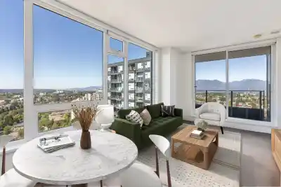 2902 5515 BOUNDARY ROAD, Vancouver BC V5R 0E3