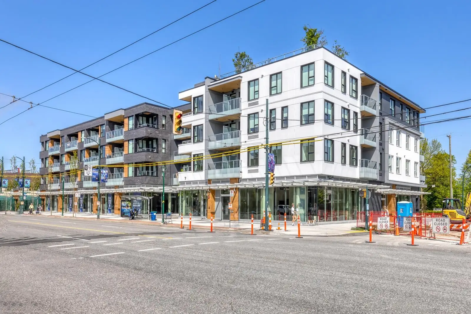 512 2471 ST. GEORGE STREET, Vancouver BC V5T 0L8