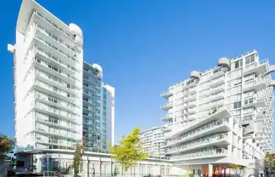 1505 4638 GLADSTONE STREET, Vancouver BC V5N 0G5