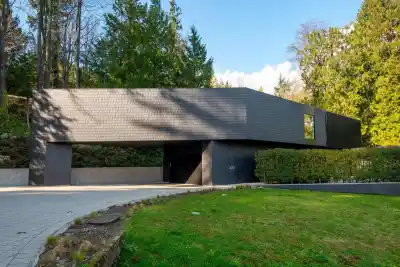 4181 ROSE CRESCENT, West Vancouver BC V7V 2N6