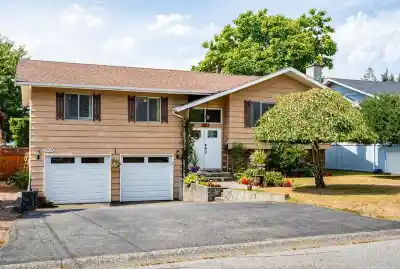 7159 114A STREET, Delta BC V4E 1X3